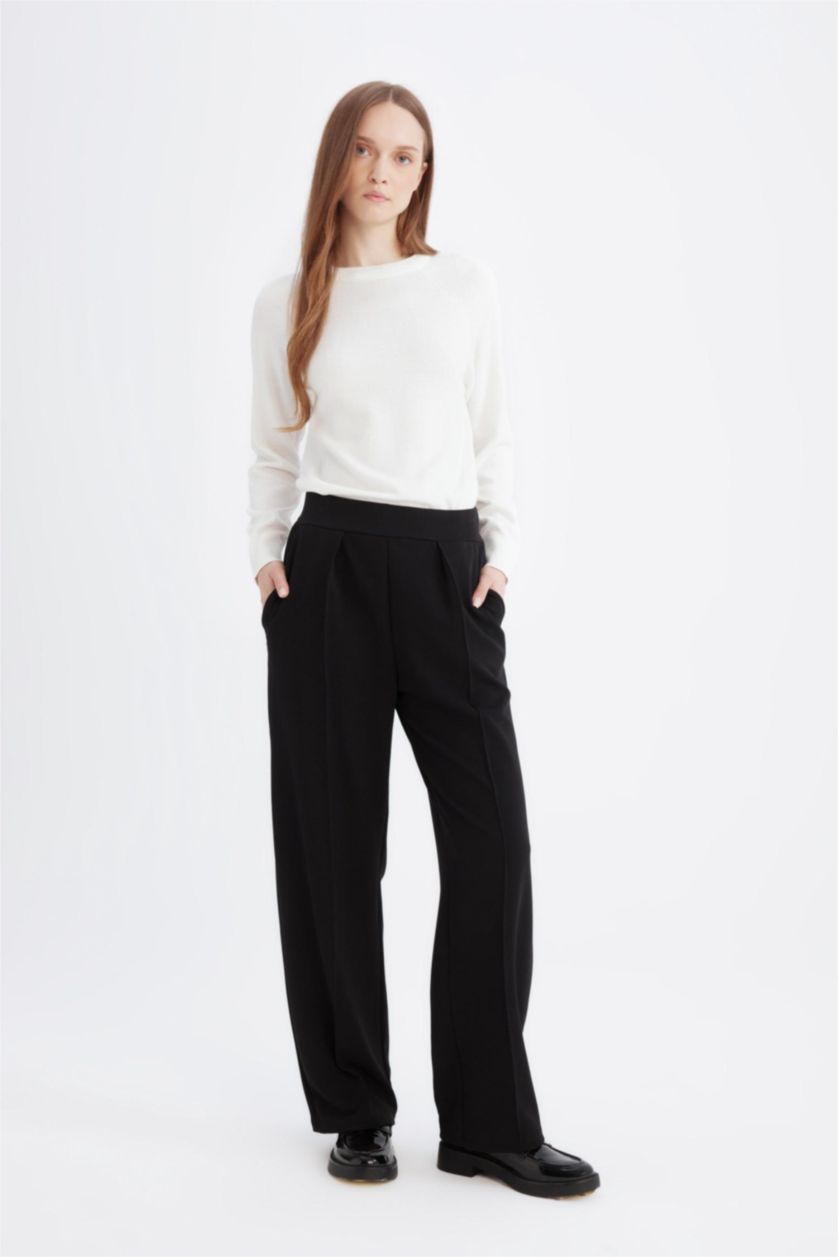 نساء أسود Relax Fit Crepe Trousers