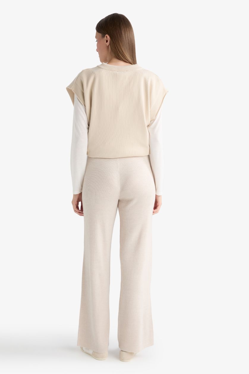 Kadın Açık Bej Melanj Regular Fit Basic Düz Beli Lastikli Düz Paça Triko Pantolon