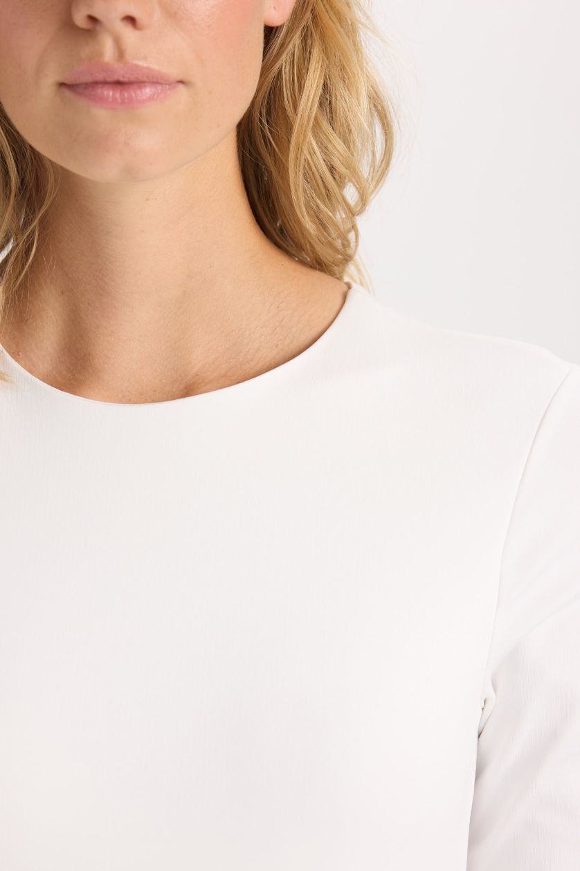 Kadın Ekru Regular Fit Bisiklet Yaka Basic Düz Yarım Kollu Çıtçıtlı Body