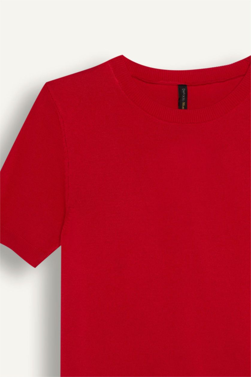 FEMME Rouge Pull en tricot rouge basique à manches courtes et col rond Coupe régulière