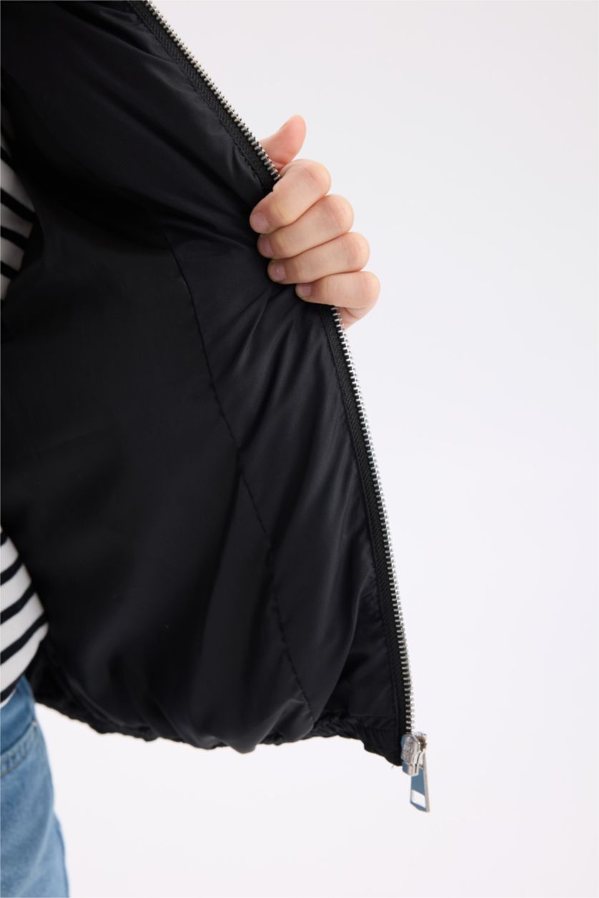 Kız Çocuk - Genç Kız Siyah Su Geçirmez Kapüşonlu Fermuarlı Şişme Yelek Kız Çocuk