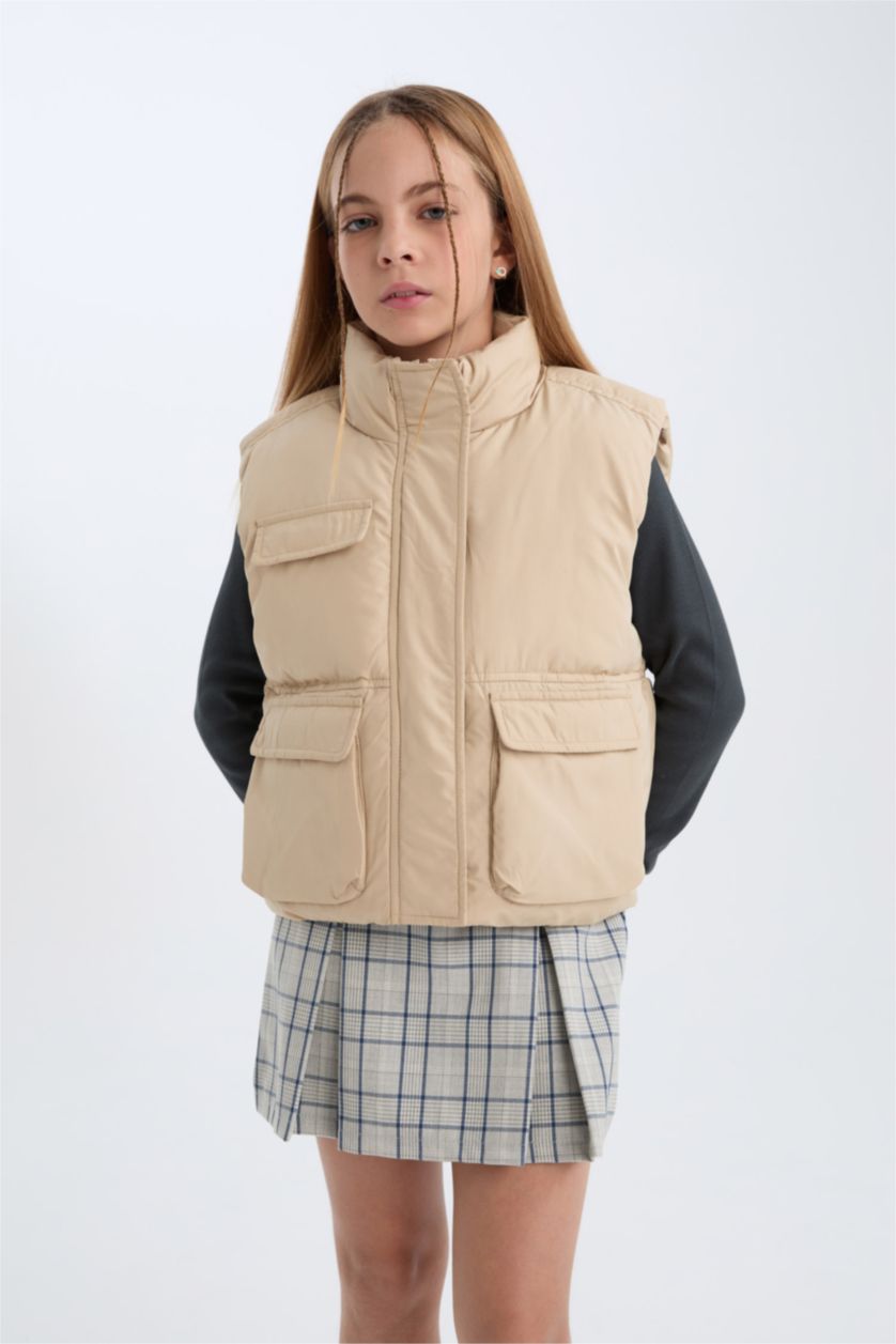 Kız Çocuk - Genç Kız Açık Bej Su Geçirmez Dik Yaka Fermuarlı Cepli Şişme Yelek Kız Çocuk