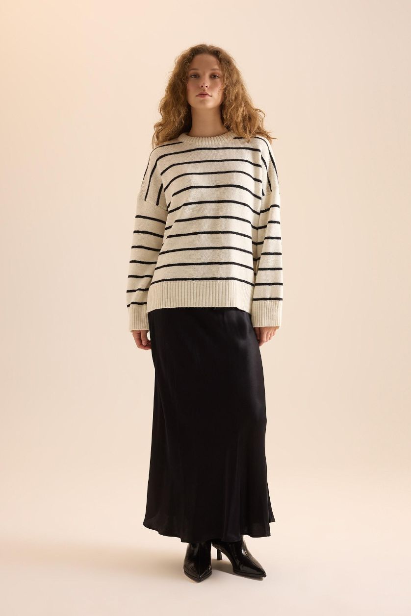 Kadın Siyah A Kesim Maxi Etek