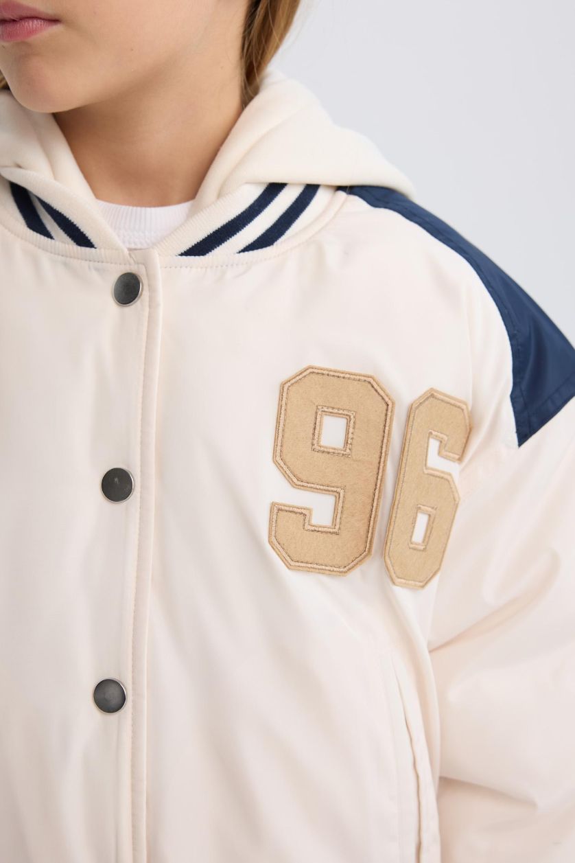 Kız Çocuk - Genç Kız Ekru Su Geçirmez Şişme Bomber Mont Kapüşonlu Kolej Yaka Nakışlı Cepli Kız Çocuk