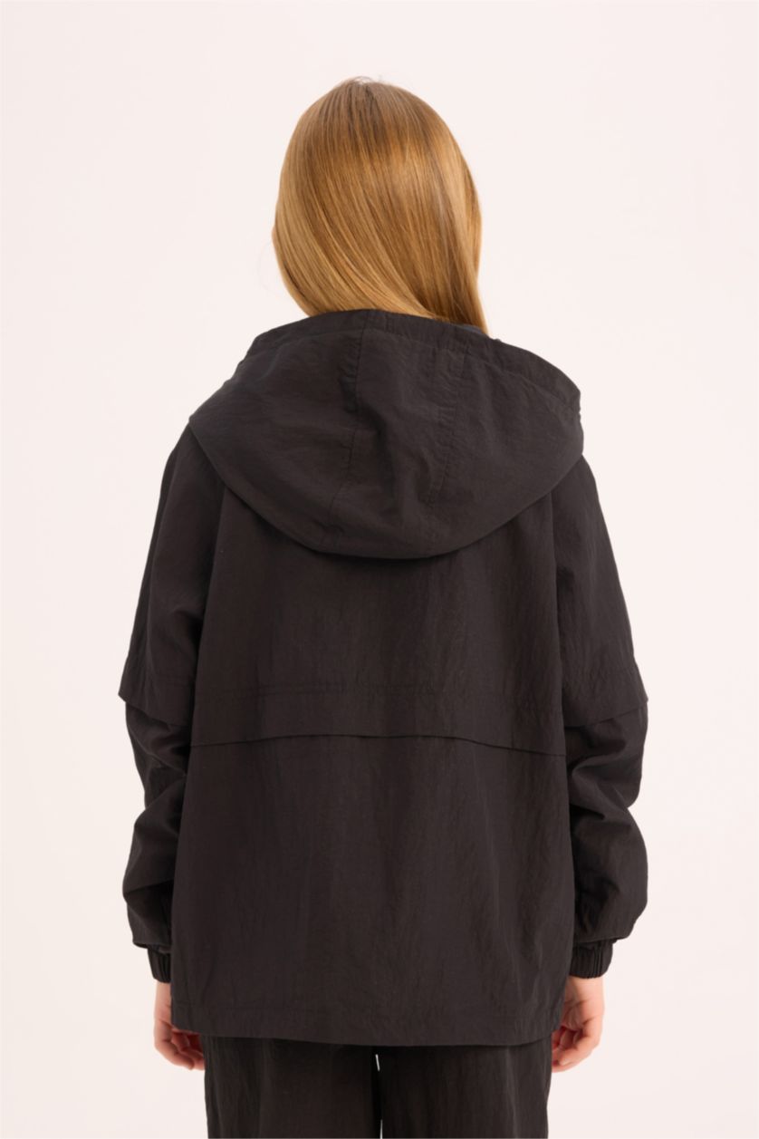 Kız Çocuk - Genç Kız Siyah Su İtici Kapüşonlu Fermuarlı Çıtçıtlı Cepli Yağmurluk Kız Çocuk