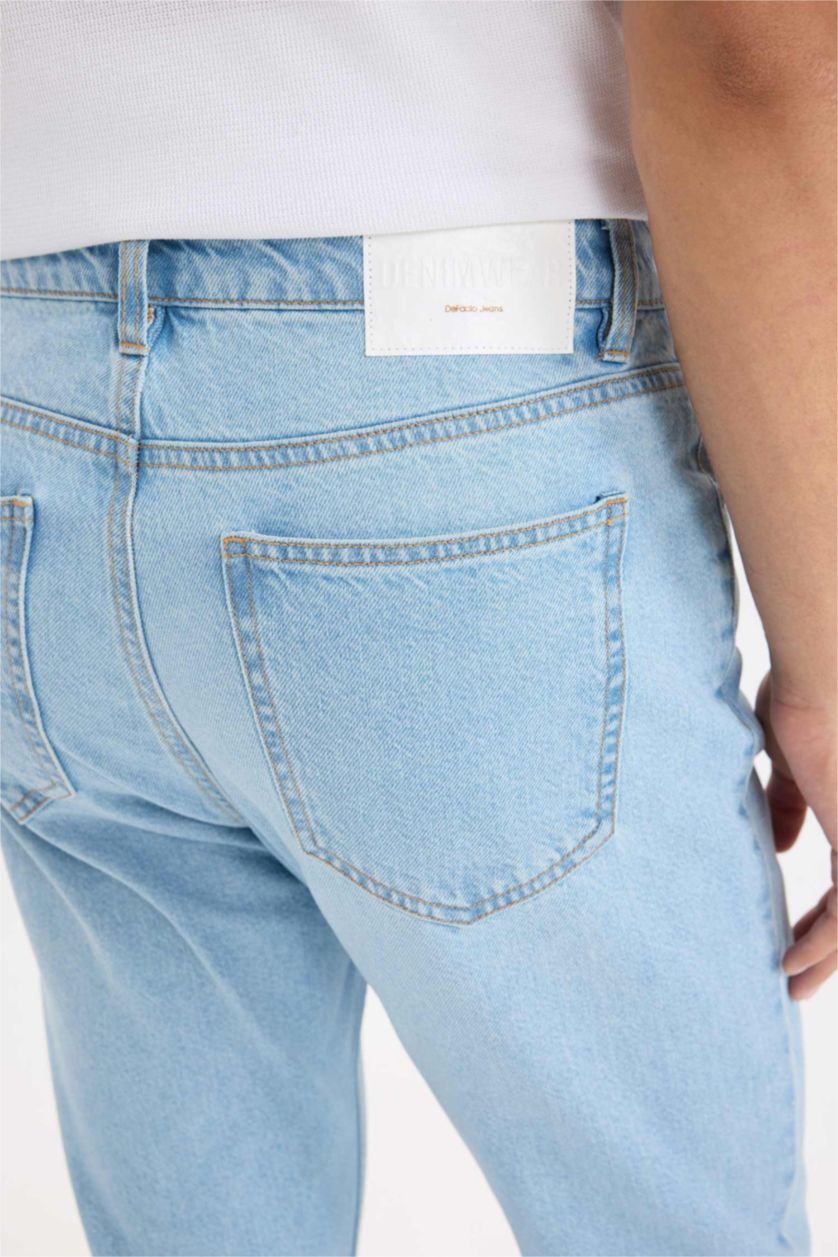 Man Light Blue 90's Slim Fit Skinny Leg Jeans