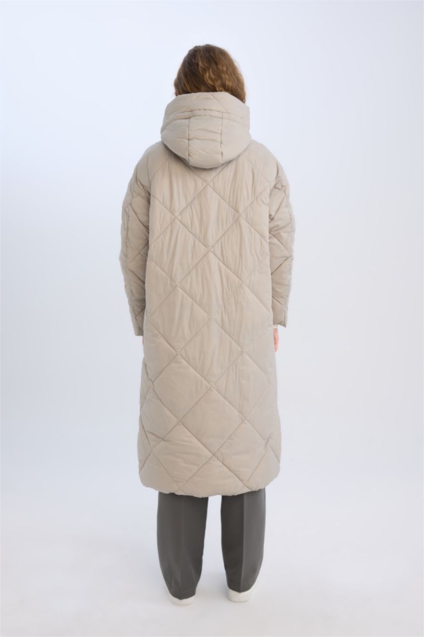 نساء بيج قمصلة نفخ طويل قصة عادية بغطاء للرأس مبطن