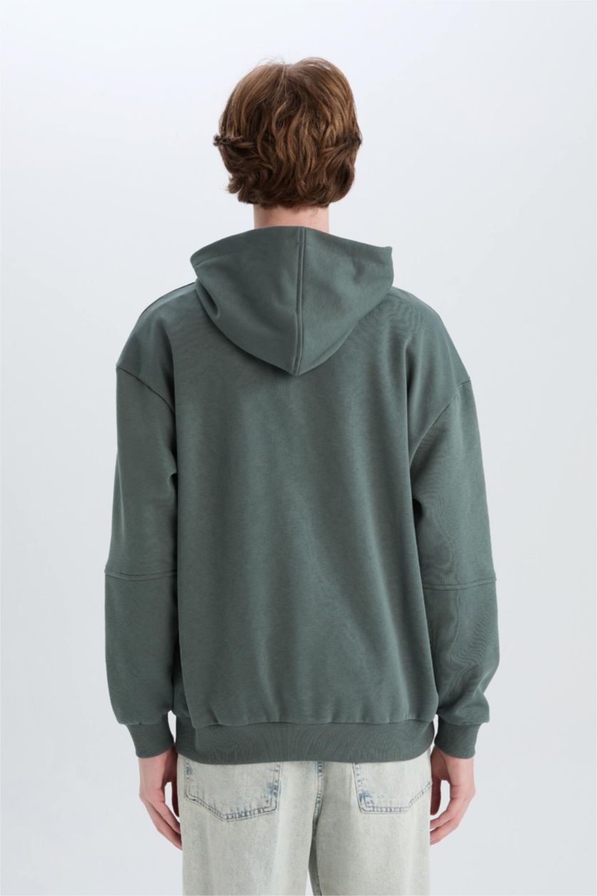 Erkek Yeşil Boxy Fit Kapüşonlu Yarım Fermuarlı Baskılı Sweatshirt