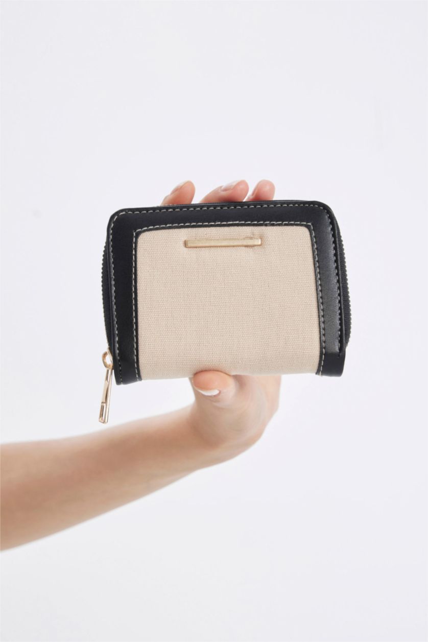 WOMAN Black Woman Wallets