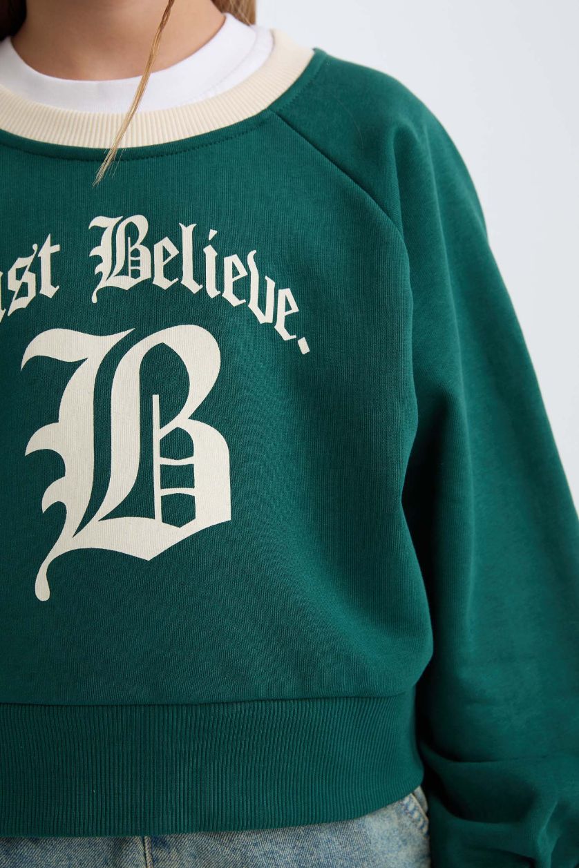 Kız Çocuk - Genç Kız Koyu Yeşil Relax Fit Bisiklet Yaka Baskılı İçi Yumuşak Tüylü Sweatshirt Kız Çocuk