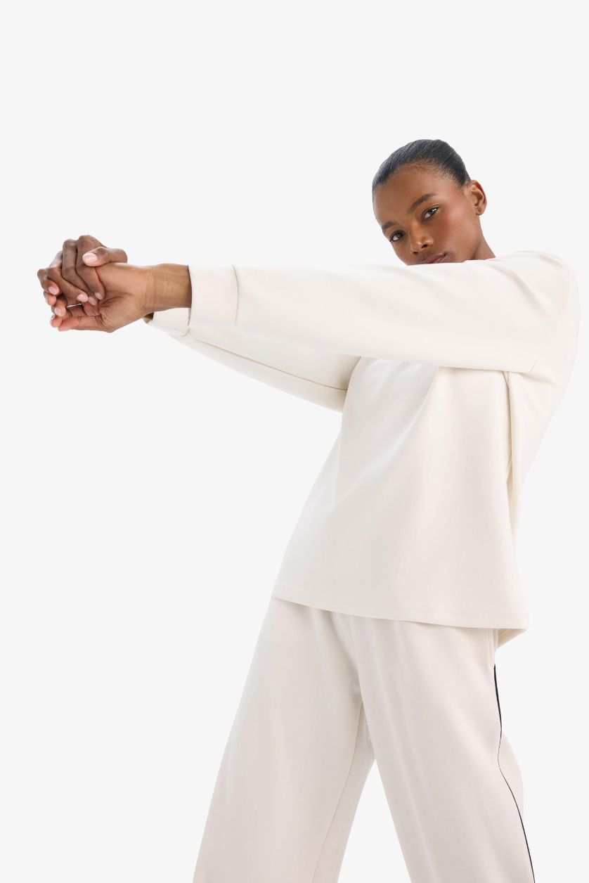 Kadın Ekru Oversize Geniş Kalıp Yarım Fermuarlı Dik Yaka Modal Sweatshirt