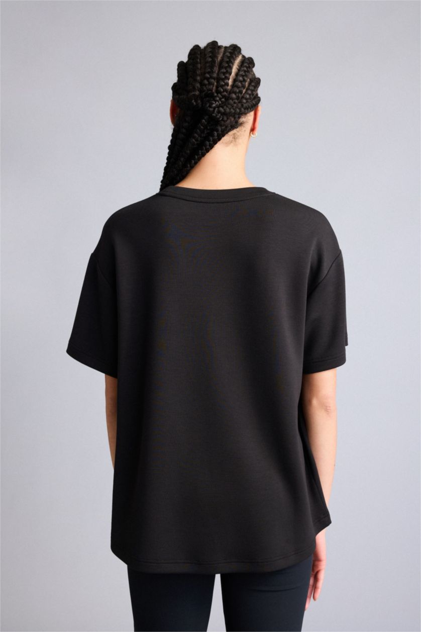 Kadın Siyah Oversize Geniş Kalıp Bisiklet Yaka Modal Kısa Kollu Siyah Tişört
