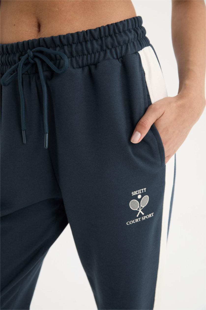 WOMAN NAVY DeFactoFit Standard Fit Jogger Sweatpants