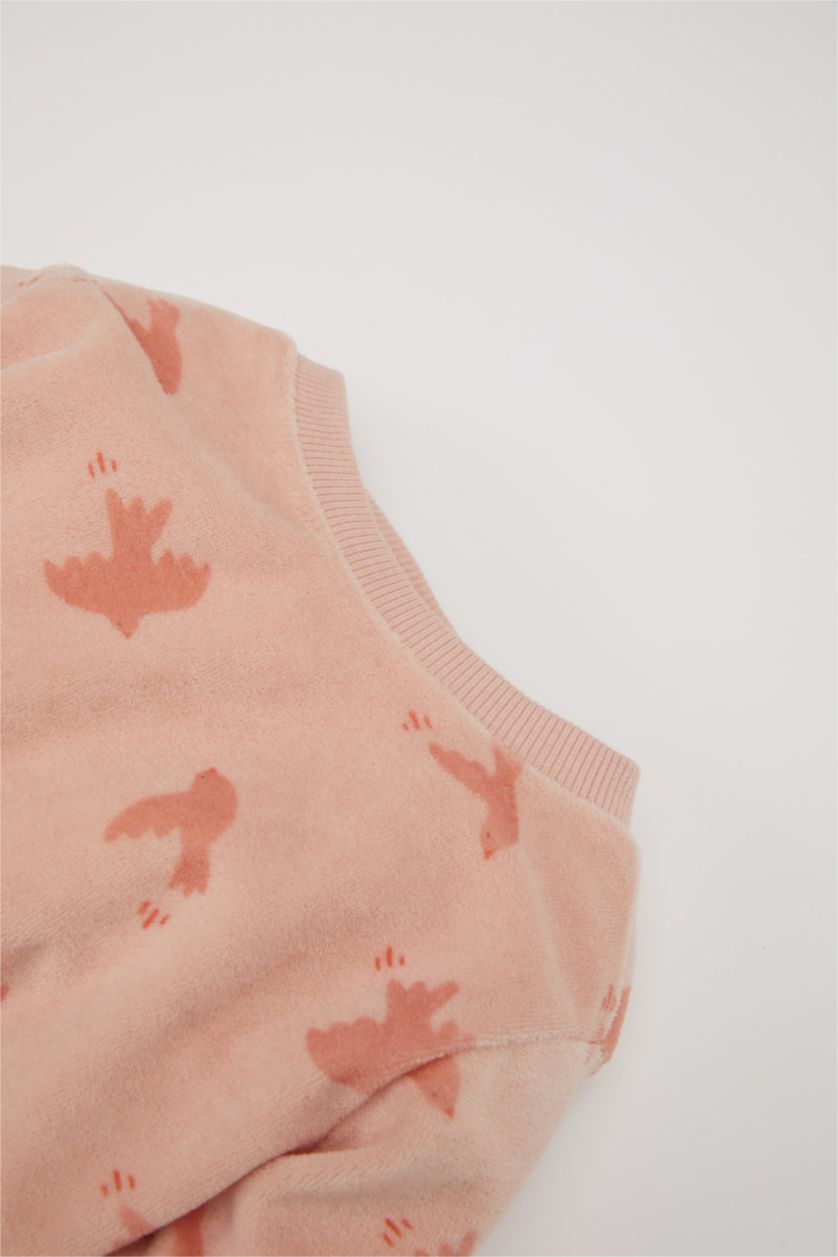 طفلة صغيرة زهري فاتح طقم بيجاما بيبي بناتي كم طويل قصة عادية - قطعتين