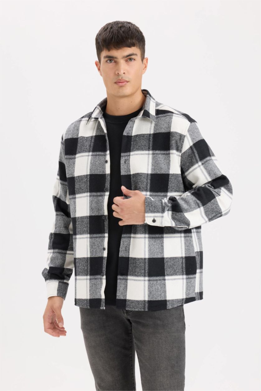 Erkek Kırık Beyaz Regular Fit Polo Yaka Kareli Oduncu Flanel Uzun Kollu Gömlek