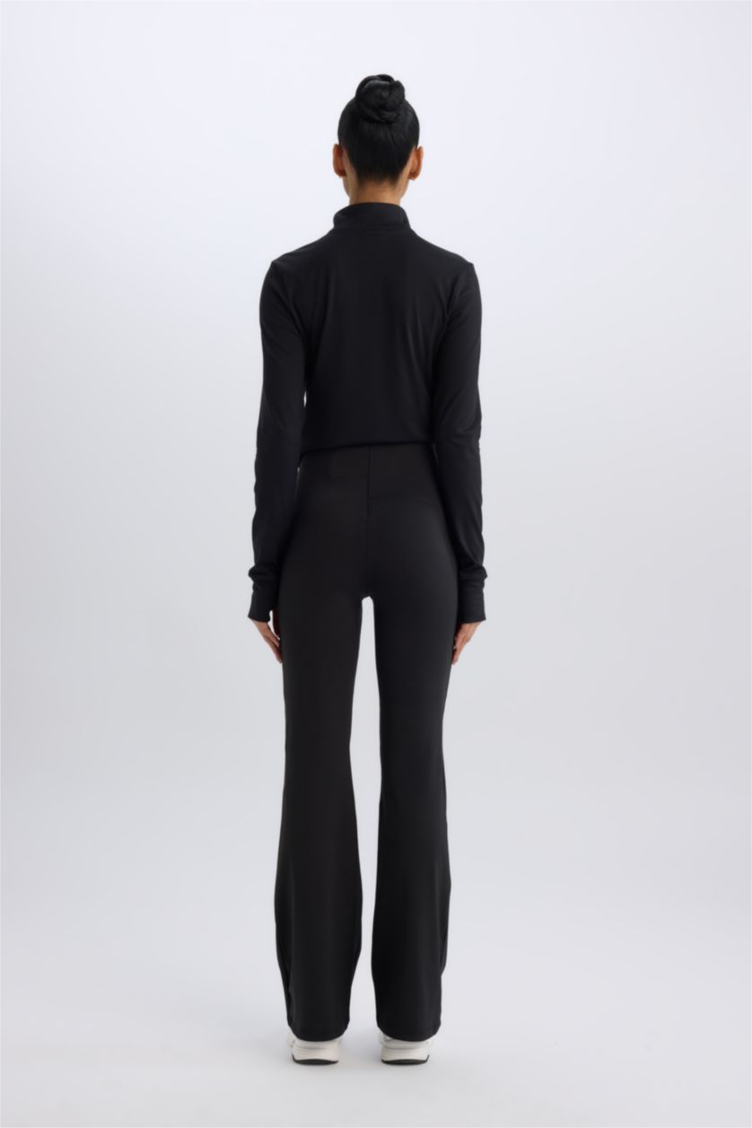 Woman Black DeFactoFit Flare Fit Spanish Leg Standard Length Trousers