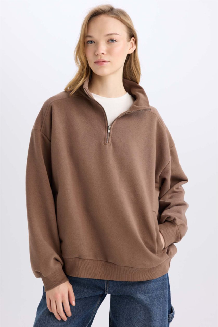 Kadın Kahve Oversize Geniş Kalıp Fermuarlı Dik Yaka Cepli Basic Düz Kalın Sweatshirt