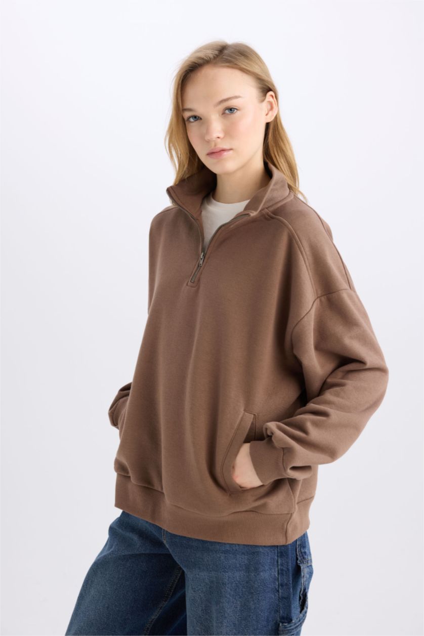 Kadın Kahve Oversize Geniş Kalıp Fermuarlı Dik Yaka Cepli Basic Düz Kalın Sweatshirt