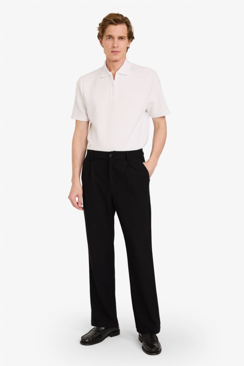 Man White Regular Fit Polo Collar Polo T-Shirt