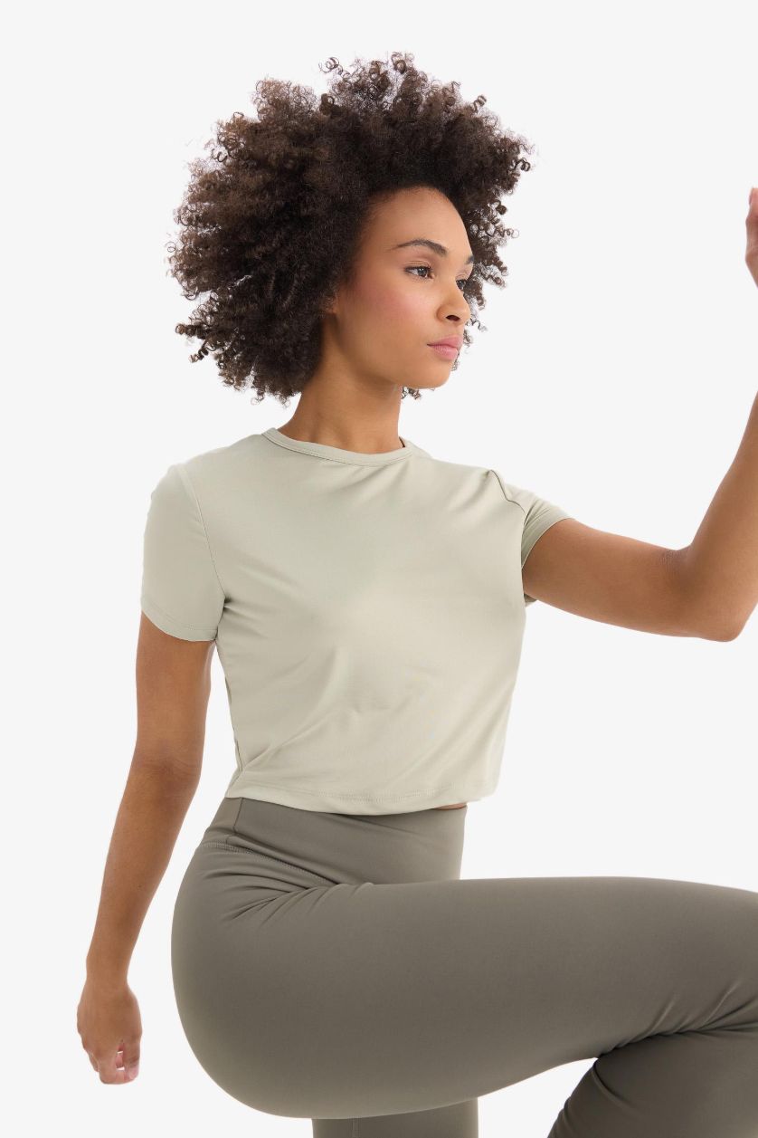 Kadın Açık Haki Crop Bisiklet Yaka Basic Düz Sporcu Kısa Kollu Tişört