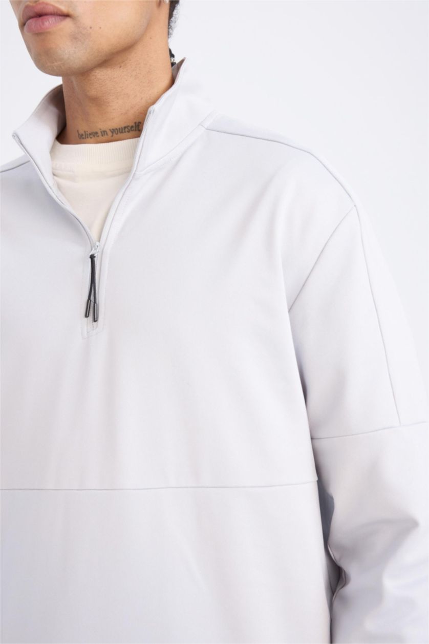 Man Light Grey DeFactoFit Standard Fit Stand Collar Sports Sweatshirt