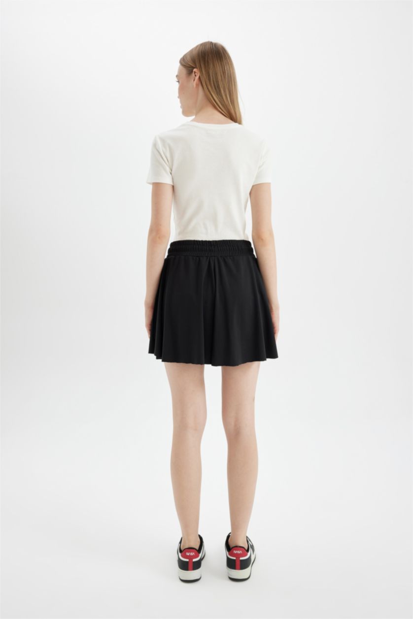 Kadın Siyah Fitted İçi Kısa Taytlı Şort