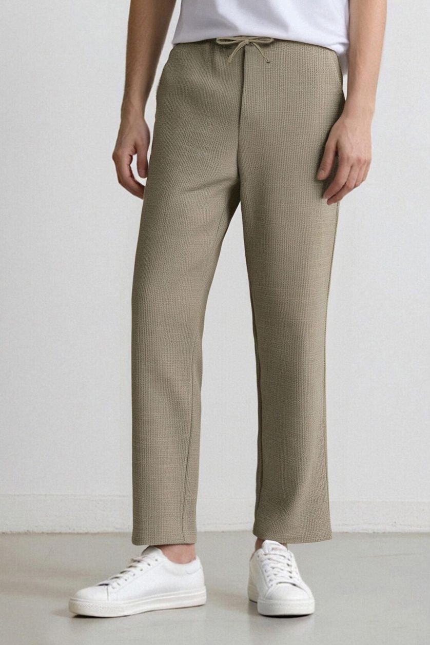 رجال كاكي فاتح بنطرون برجل واسع وايد ليج بثلاثة جيوب