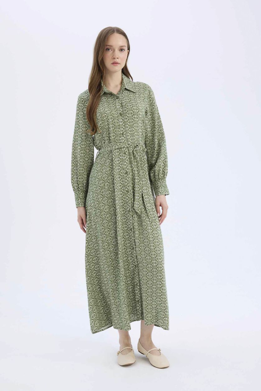 FEMME Vert Robe longue en viscose imprimée à col chemise et manches longues