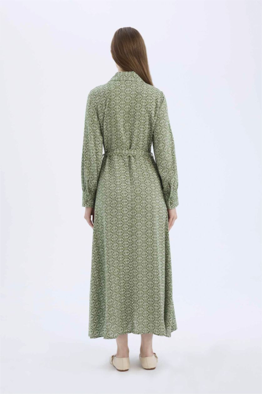 FEMME Vert Robe longue en viscose imprimée à col chemise et manches longues