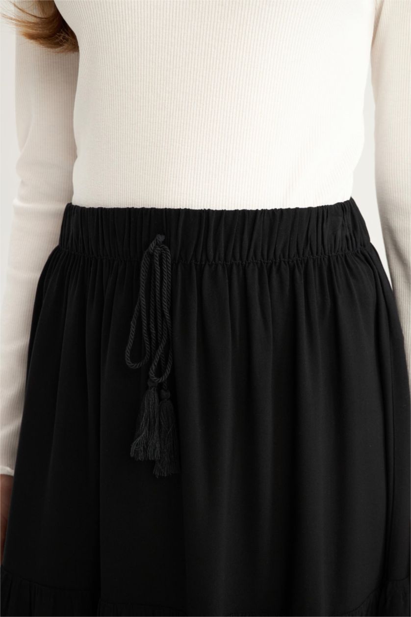 Kadın Siyah Beli Bağcıklı Viskon Maxi Etek