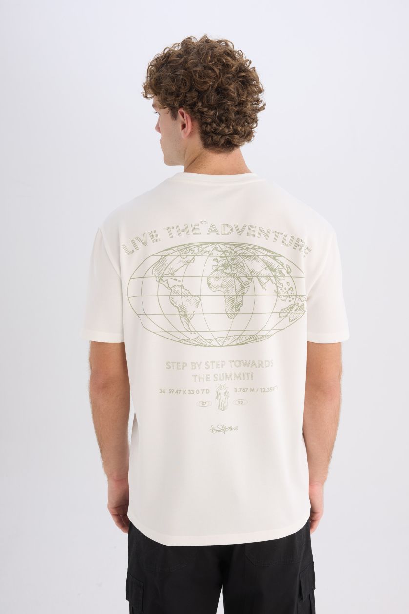 Erkek Ekru Regular Fit Bisiklet Yaka Sırt Baskılı Kısa Kollu Ağır Kumaş Tişört