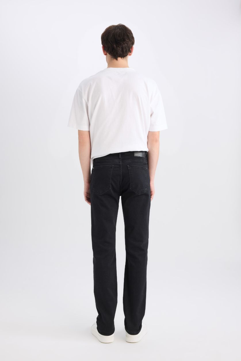 رجال أسود بنطرون جينز سيرجيو قصة عادية وخصر عادي