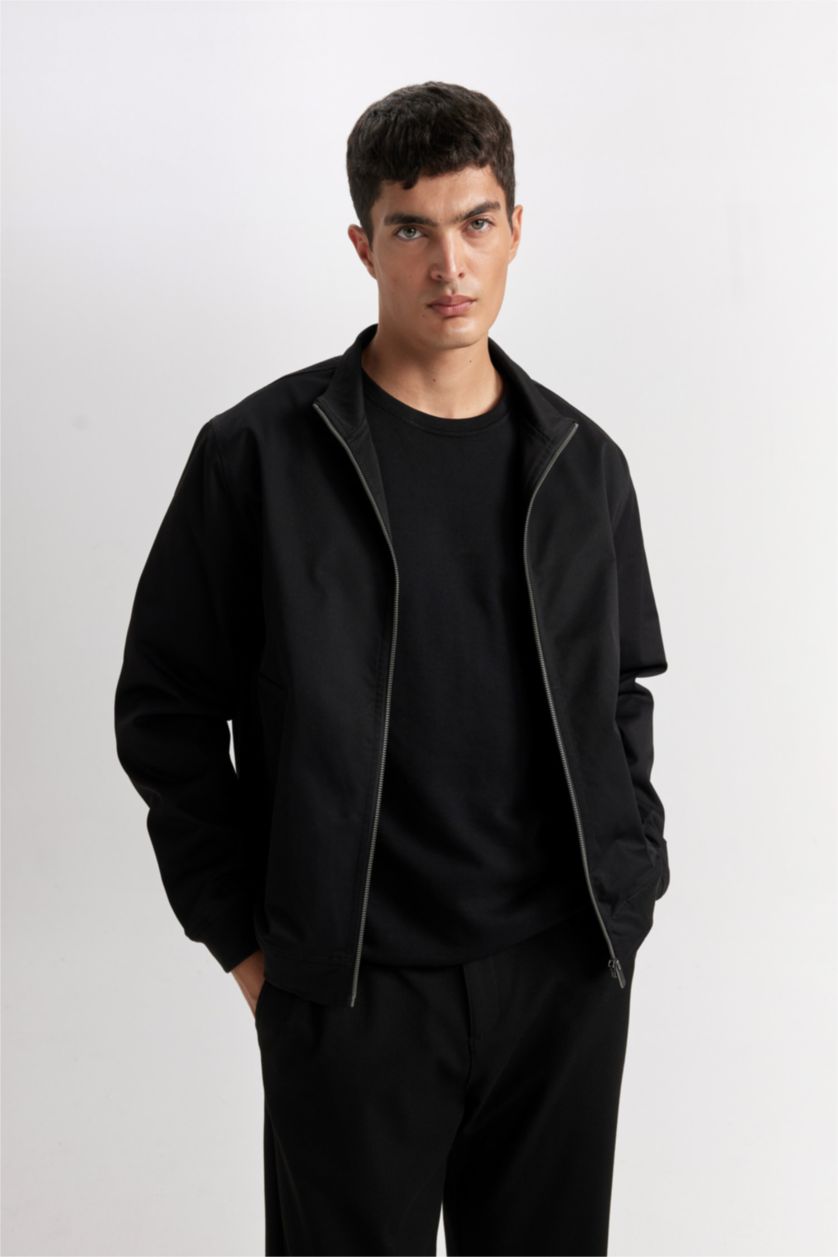 MAN Black Zipper Puffer Jacket