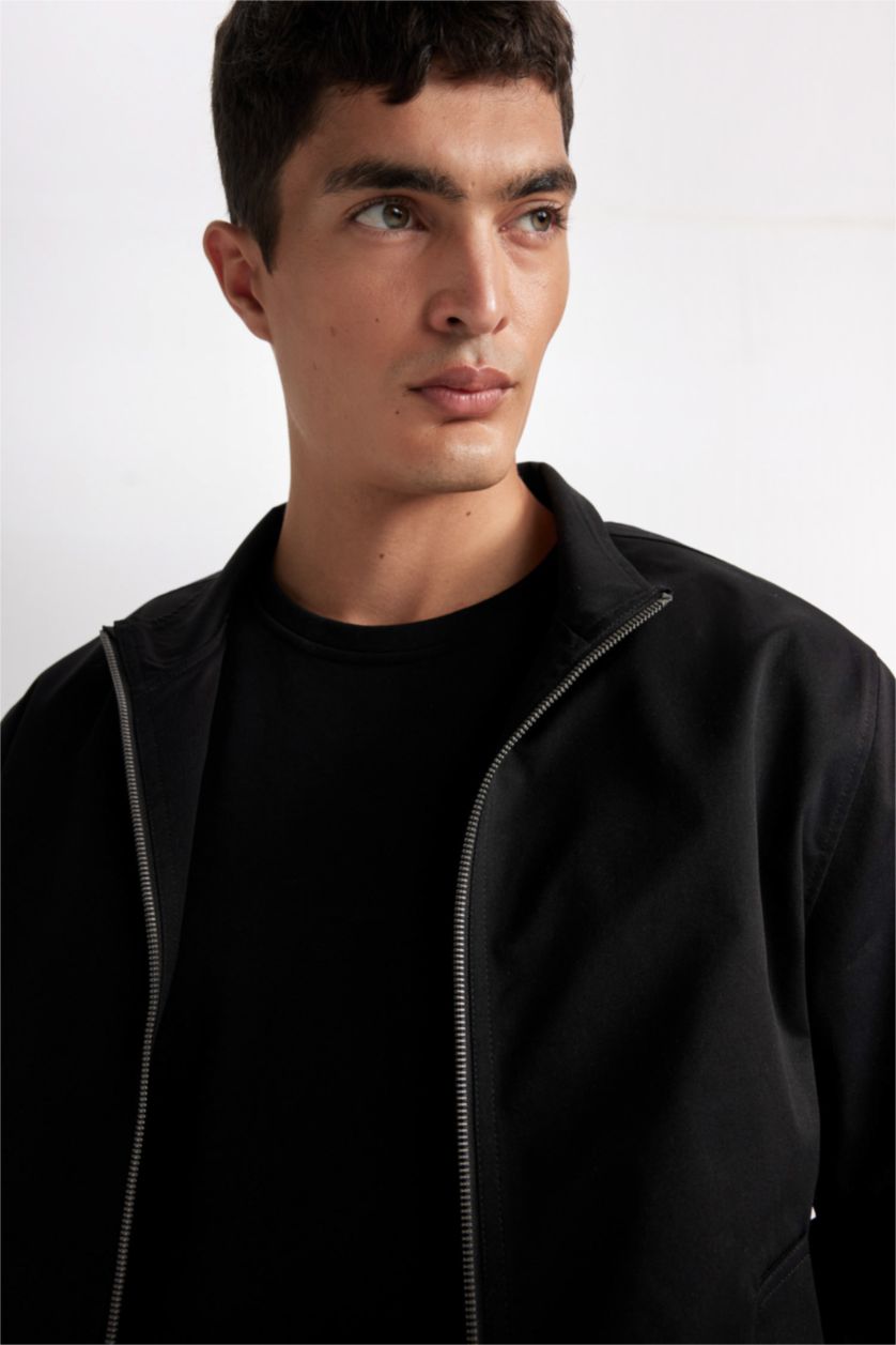 MAN Black Zipper Puffer Jacket