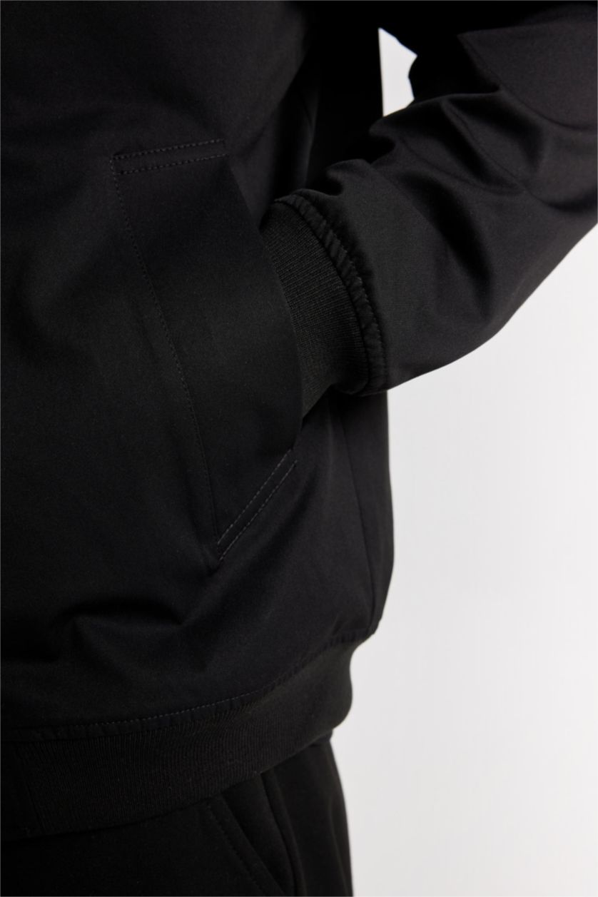 MAN Black Zipper Puffer Jacket