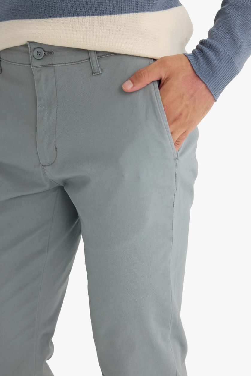 Erkek Gri Regular Fit Normal Kesim Cepli Düz Paça Chino Pantolon
