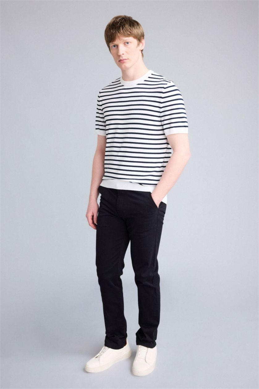 Man Black Straight Leg Trousers