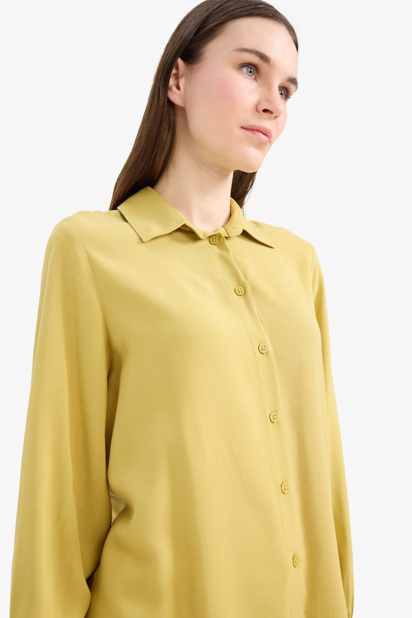 Woman Green Regular Fit Viscose Shirt Collar Long Sleeve Tunic