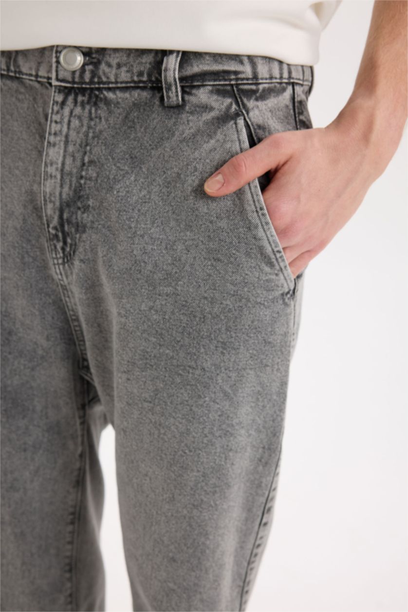 رجال رمادي بنطلون جينز قصة فضفاضة برجل واسع