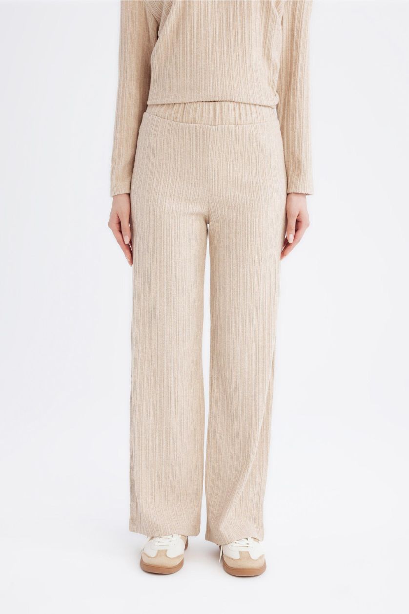 Kadın Bej Regular Beli Lastikli Basic Düz Fit Fitilli Kaşkorse Geniş Paça Pantolon