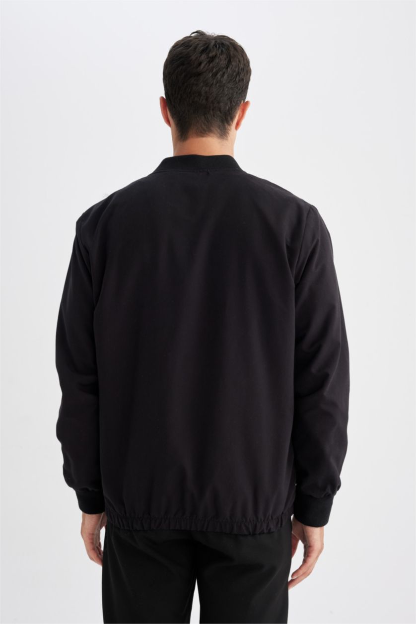 Erkek Siyah Su İtici Regular Fit Kolej Yaka Fermuarlı Cepli Mevsimlik Baharlık Bomber Mont