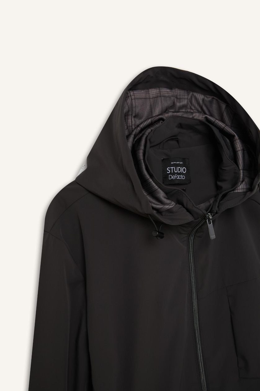 رجال أنثرا جاكيت خفيف سليم فيت بغطاء للرأس مبطن