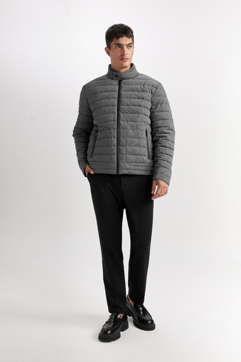 Ерлер Сұр биік жаға Пальто