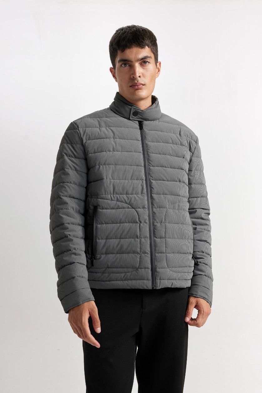 Ерлер Сұр биік жаға Пальто