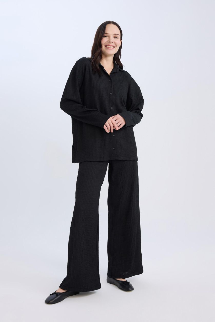 WOMAN Black Straight Fit Elastic Waist Basic Crepe Wide Leg Trousers