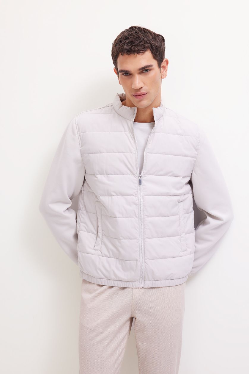 Man Light Grey Slim Fit Stand Collar Elastic and Zippered Waterproof Jacket