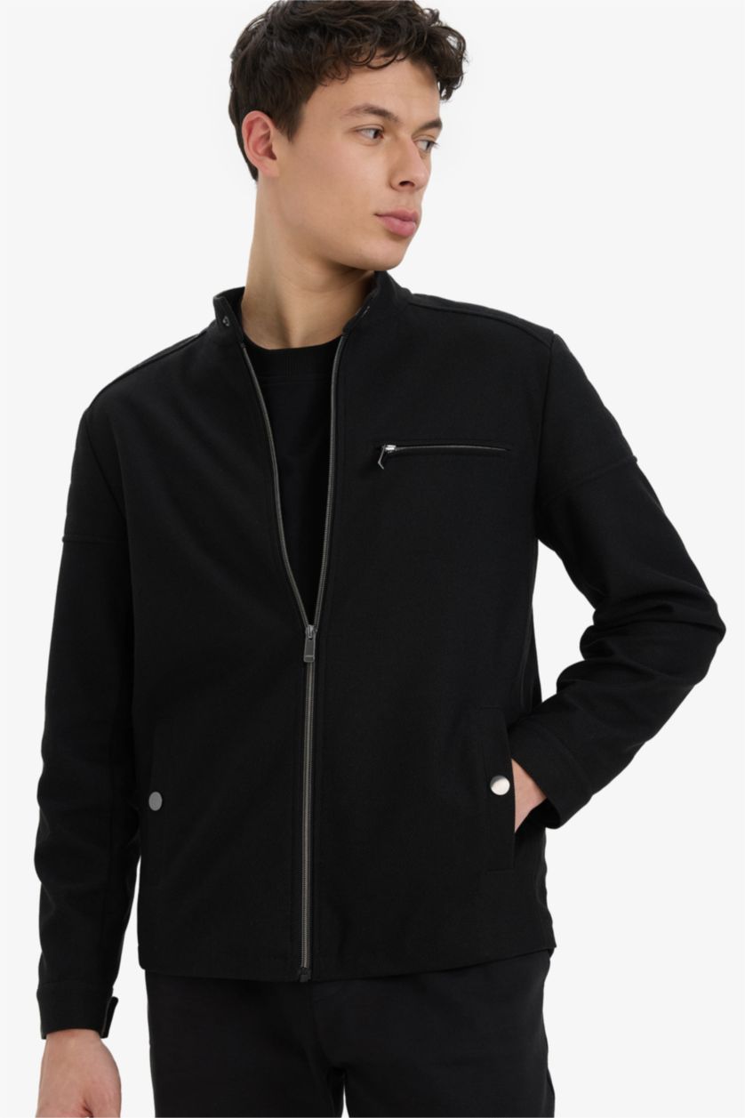 Erkek Siyah Slim Fit Ultra Hafif Baharlık Mont