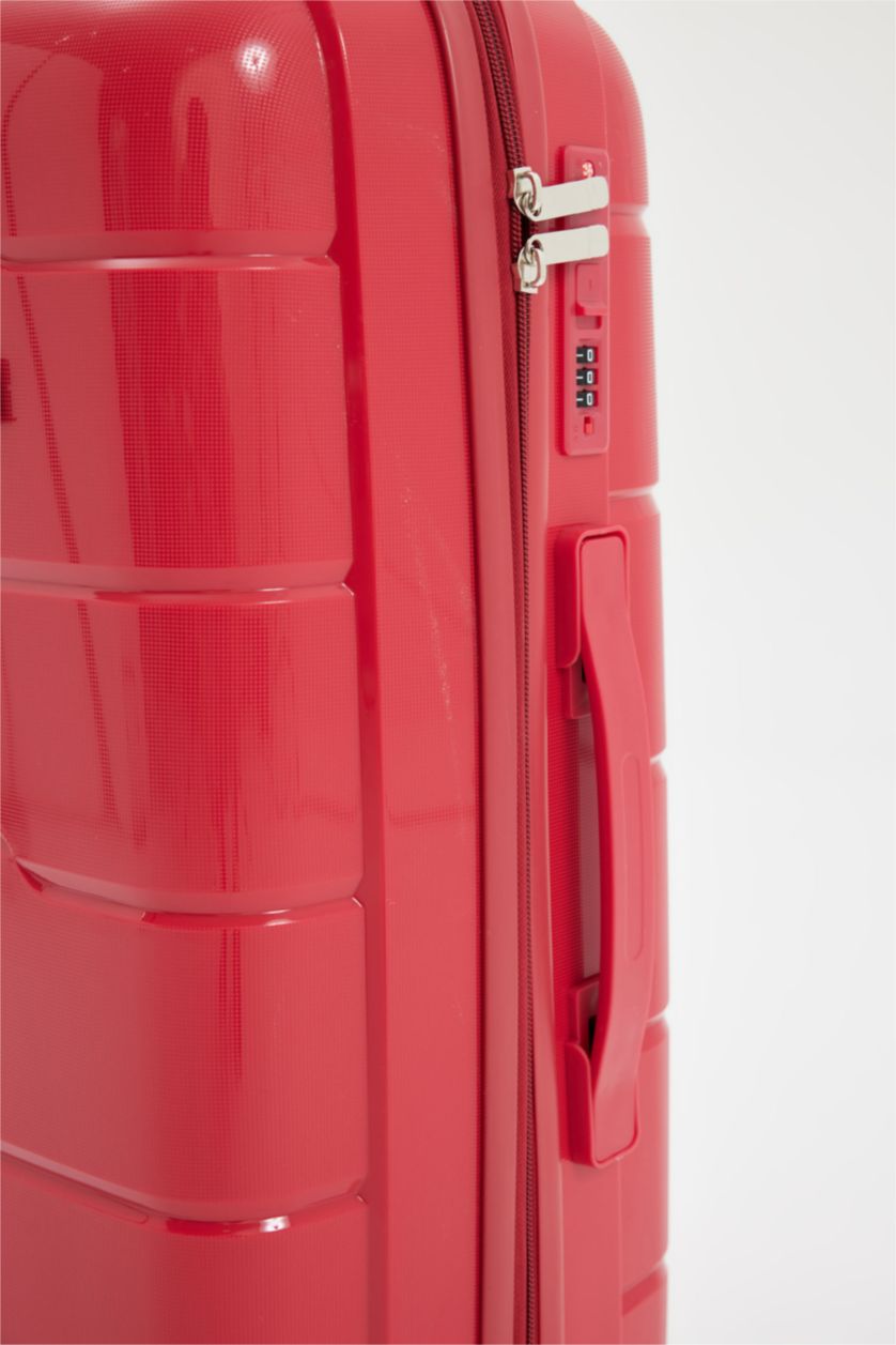 MAN RED MEDIUM شنطة سفر
