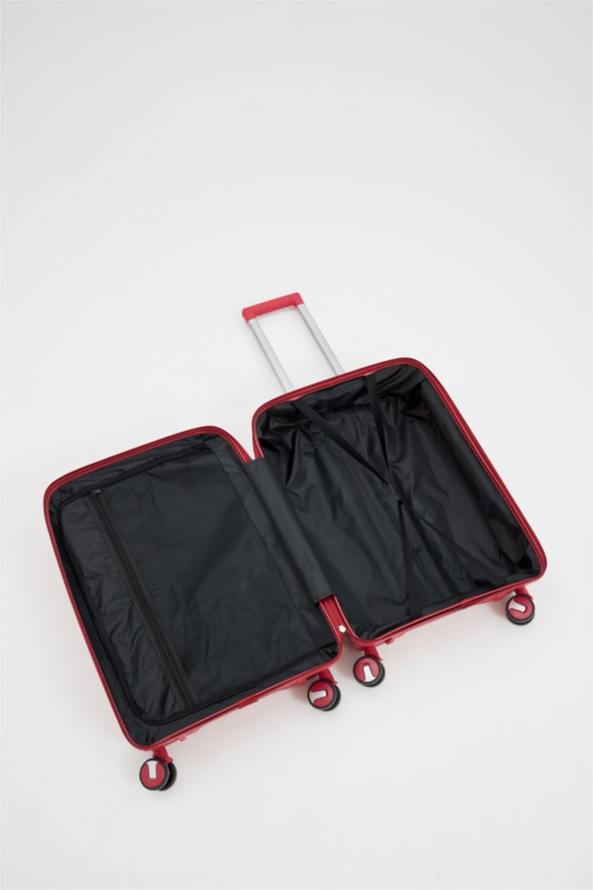 MAN RED MEDIUM شنطة سفر