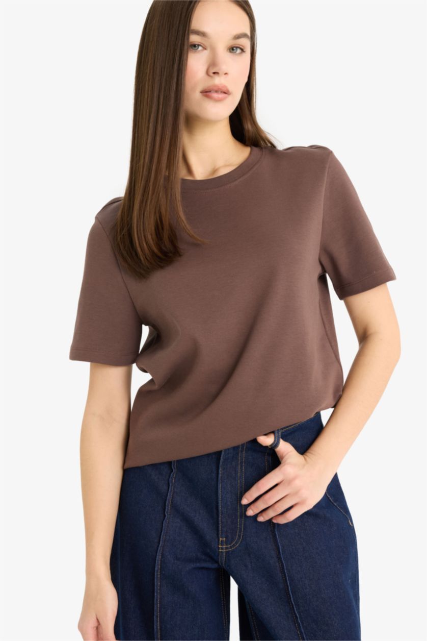 Woman Brown Regular Fit Crew Neck Short Sleeve T-Shirt